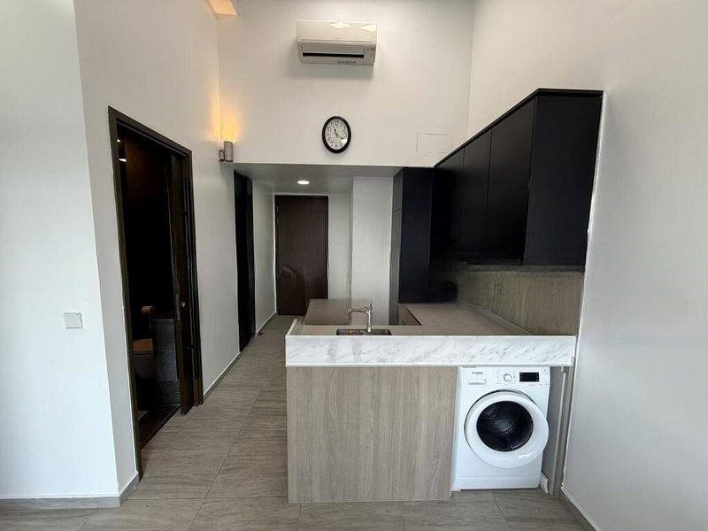 GRANDEUR PARK RESIDENCES 7