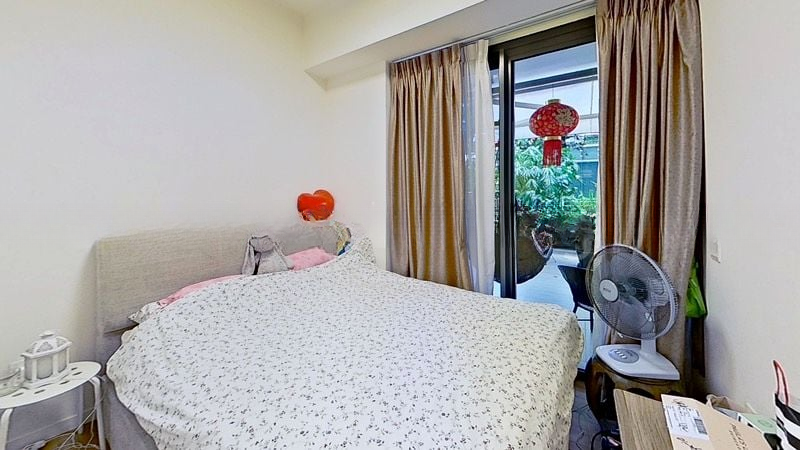 THE LAKEFRONT RESIDENCES 9