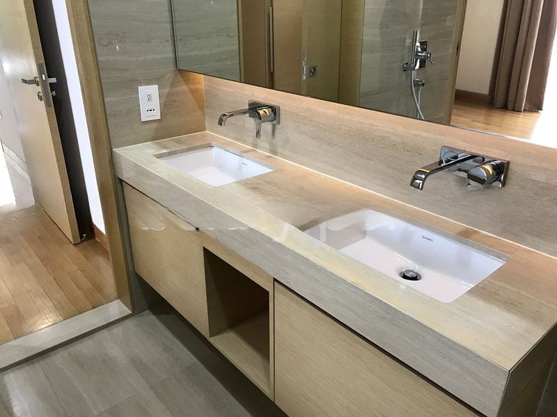 URBAN SUITES 5