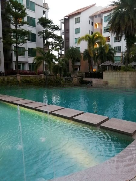 THE BERTH BY THE COVE 6