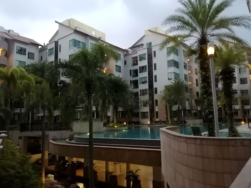 THE BERTH BY THE COVE 5