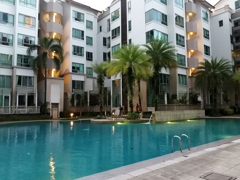 THE BERTH BY THE COVE 3