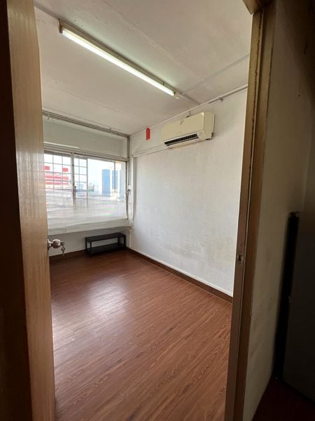 PEOPLE'S PARK COMPLEX 8