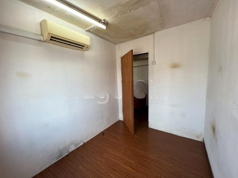 PEOPLE'S PARK COMPLEX 7