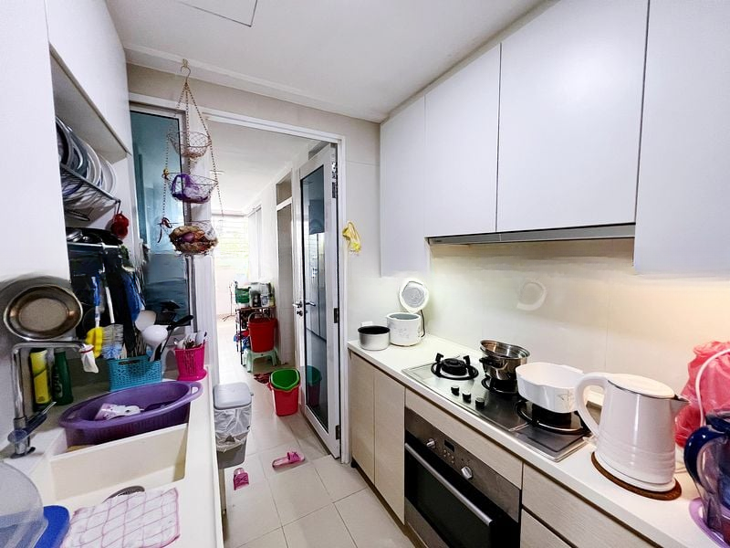 THE TAMPINES TRILLIANT 10