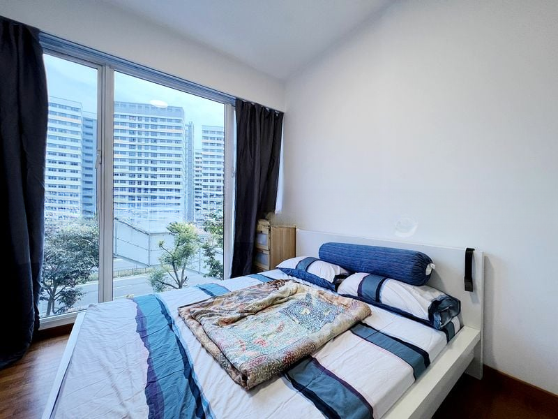 THE TAMPINES TRILLIANT 7