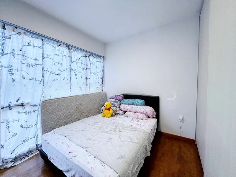 THE TAMPINES TRILLIANT 6