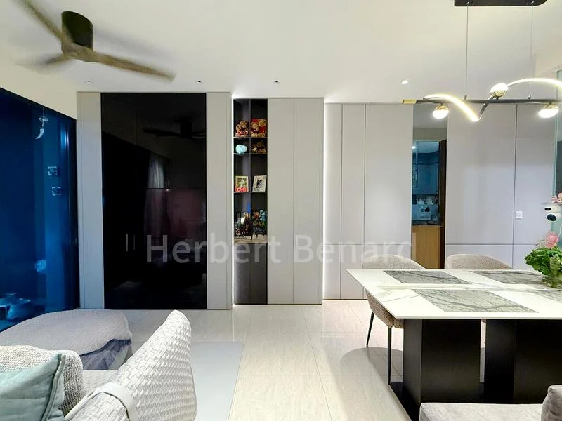 GRANDEUR PARK RESIDENCES 3