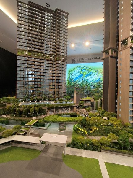 LENTOR CENTRAL RESIDENCES 5