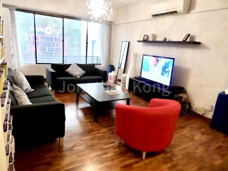 INTERNATIONAL PLAZA 6