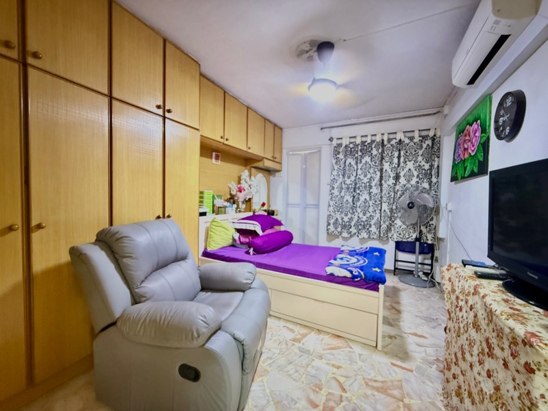 JURONG WEST ST 42 14