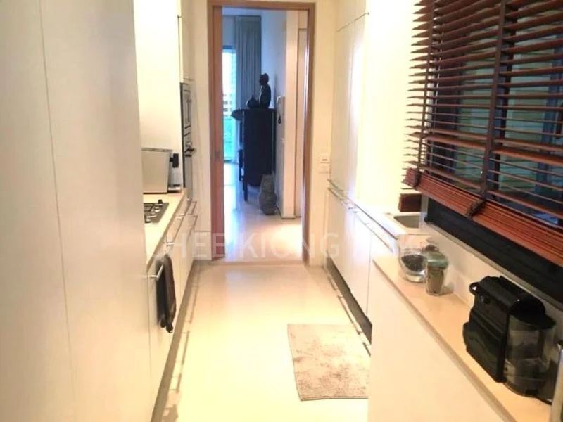 LEONIE HILL RESIDENCES 10