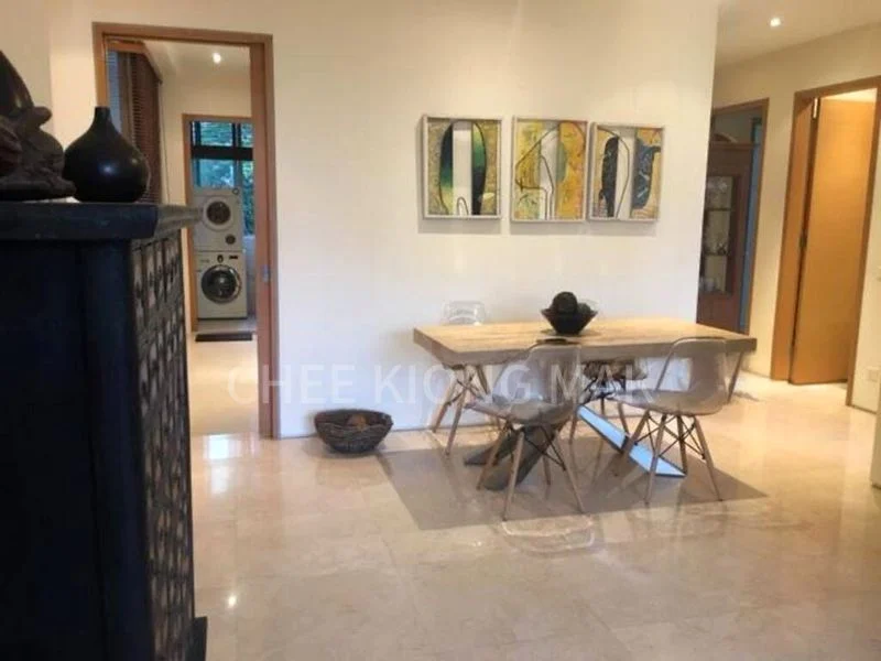 LEONIE HILL RESIDENCES 12