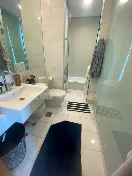 LEONIE HILL RESIDENCES 14