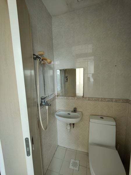 WOODGROVE CONDOMINIUM 14