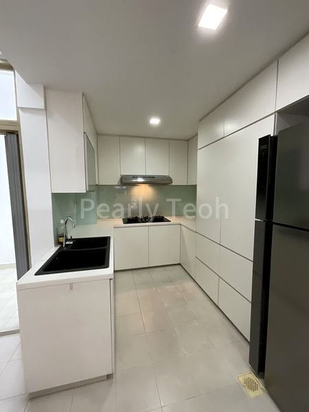 HIGH OAK CONDOMINIUM 3