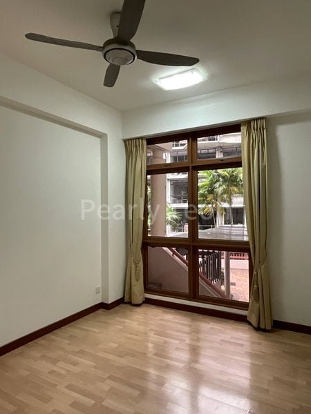 HIGH OAK CONDOMINIUM 13