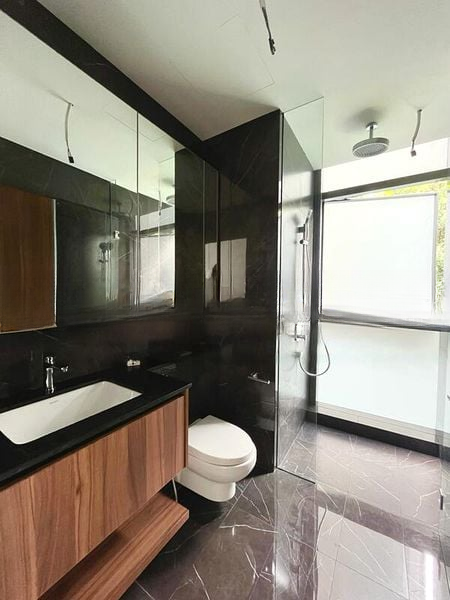 PHOENIX RESIDENCES 4