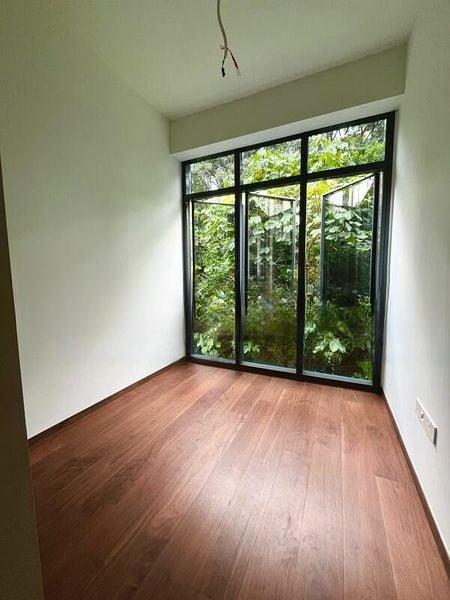 PHOENIX RESIDENCES 5