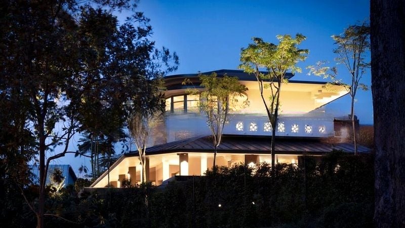 CALDECOTT HILL ESTATE 14
