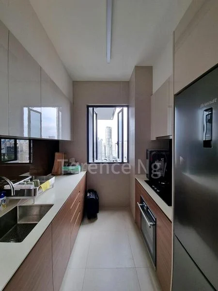 STIRLING RESIDENCES 7