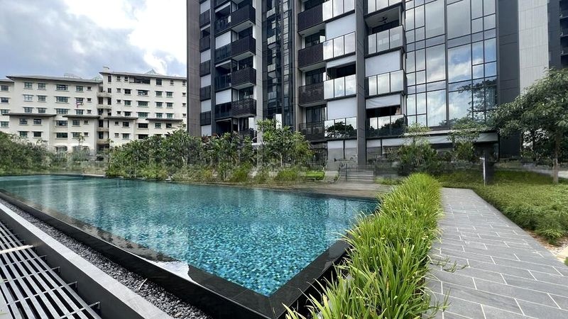 LEEDON GREEN 9