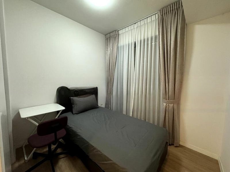 THE LAKEFRONT RESIDENCES 6