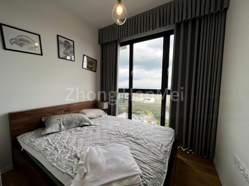 AVENUE SOUTH RESIDENCE 12