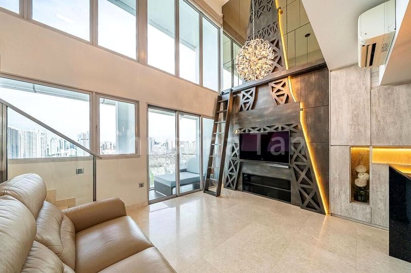 EIGHT RIVERSUITES 12