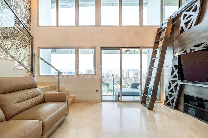 EIGHT RIVERSUITES 14