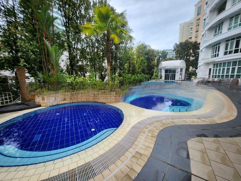 HOLT RESIDENCES 4