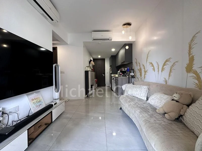 RIVERFRONT RESIDENCES 8