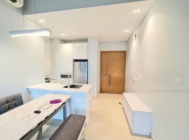 KINGSFORD . HILLVIEW PEAK 8