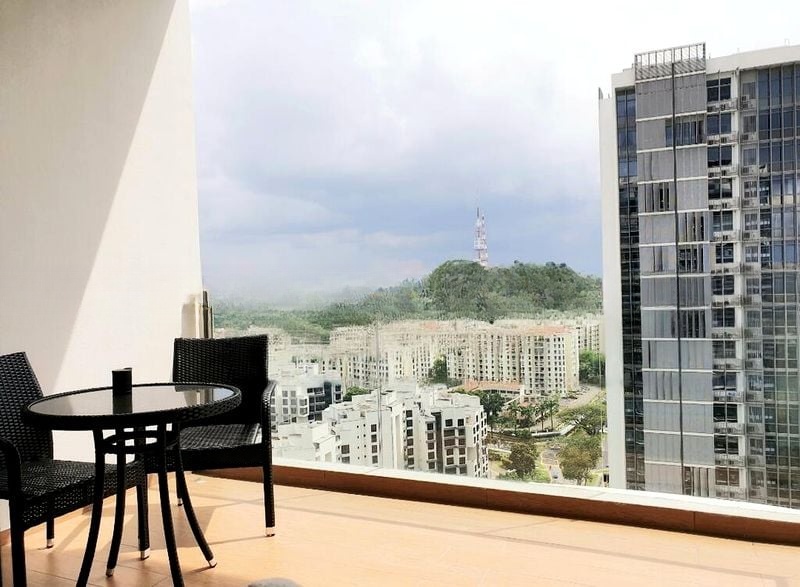 KINGSFORD . HILLVIEW PEAK 3