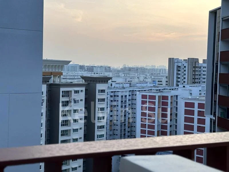 RIVERFRONT RESIDENCES 4