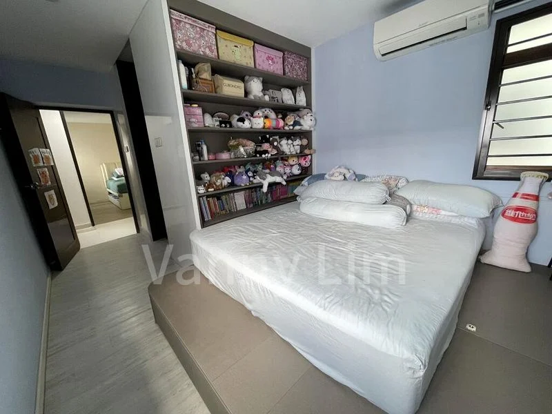 ESPARINA RESIDENCES 7