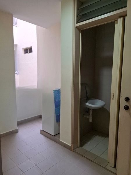 SHERWOOD CONDOMINIUM 8