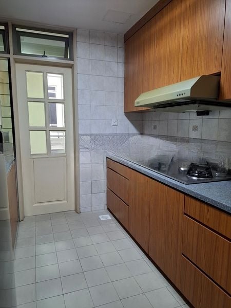 SHERWOOD CONDOMINIUM 13