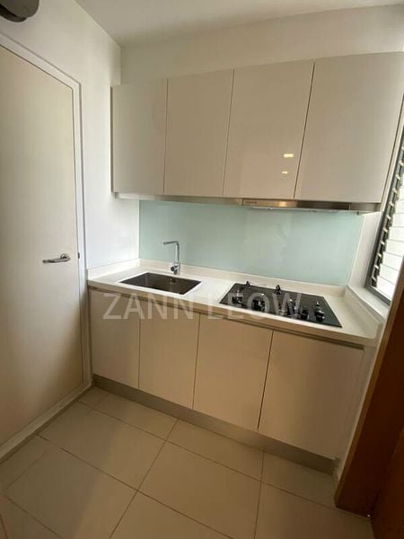 CONCOURSE SKYLINE 10