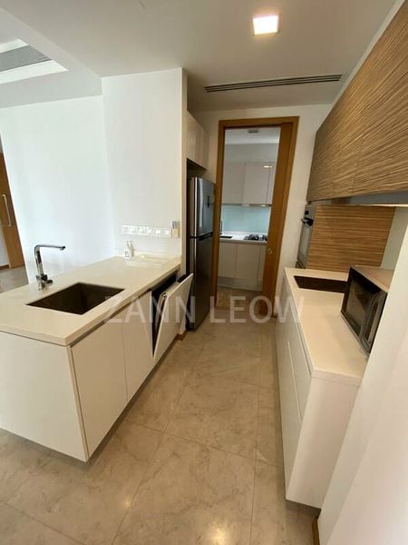 CONCOURSE SKYLINE 11