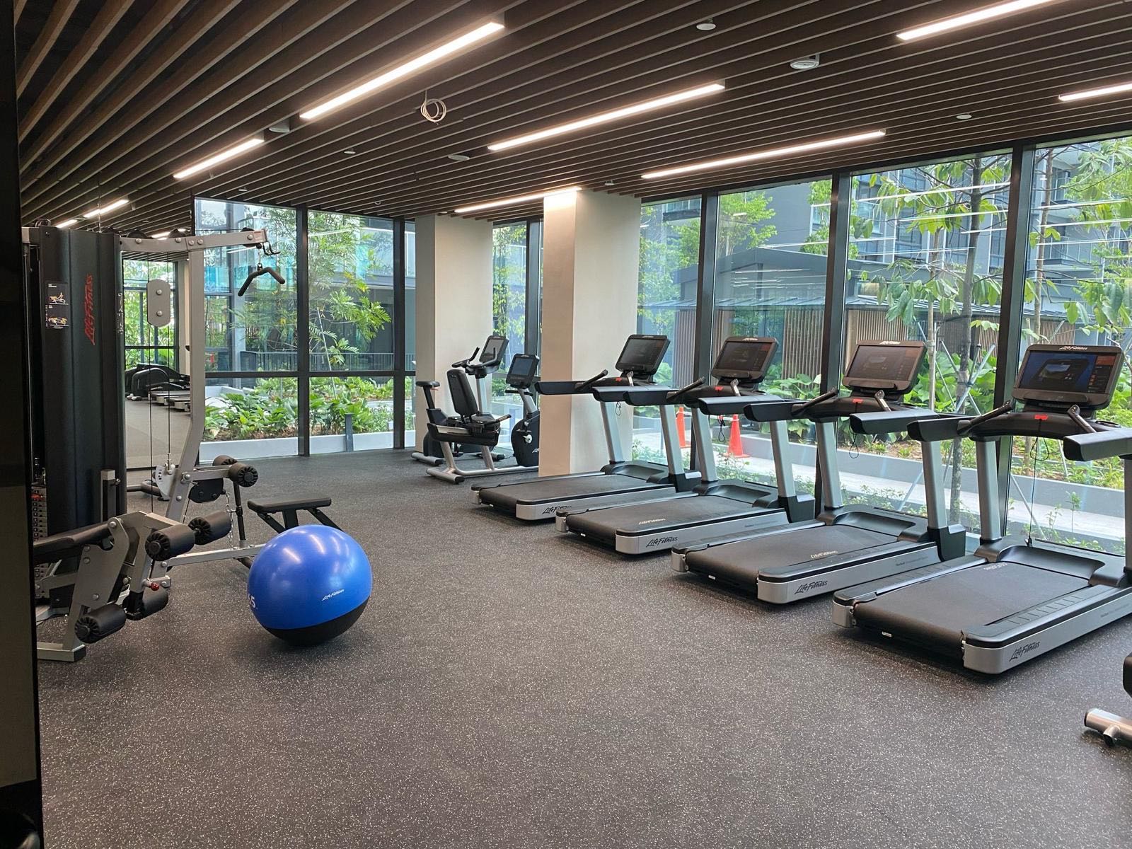 THE WOODLEIGH RESIDENCES 9