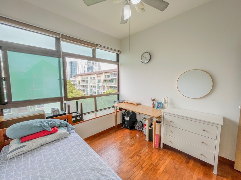 VARSITY PARK CONDOMINIUM 30