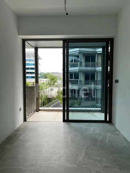 THE REEF AT KING'S DOCK 2