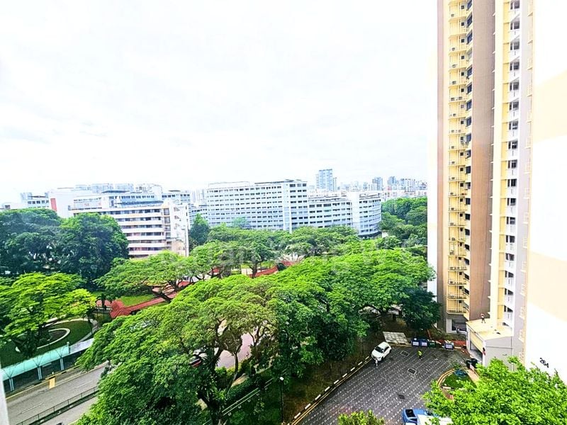 TOA PAYOH EAST 5