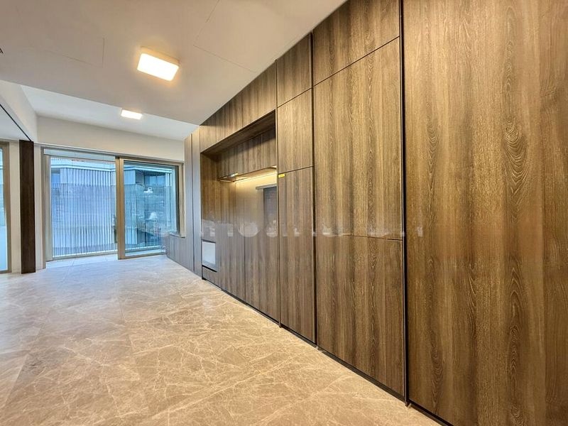 THE REEF AT KING'S DOCK 3