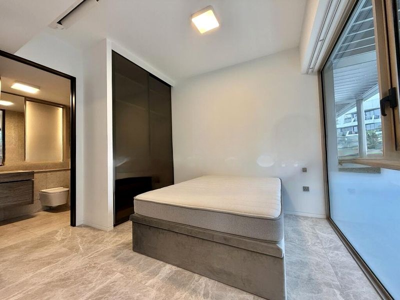 THE REEF AT KING'S DOCK 2