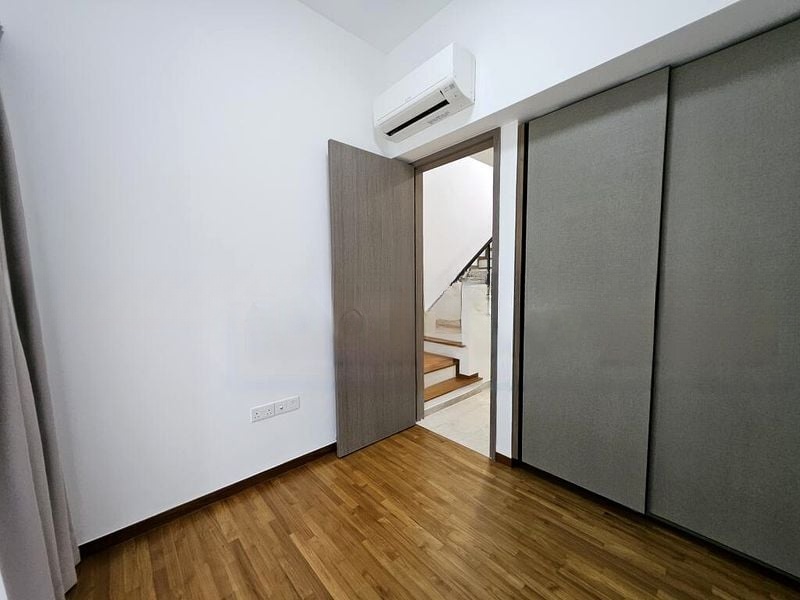 KENT RIDGE HILL RESIDENCES 2