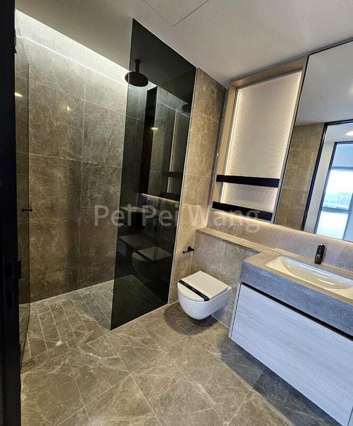 THE REEF AT KING'S DOCK 8