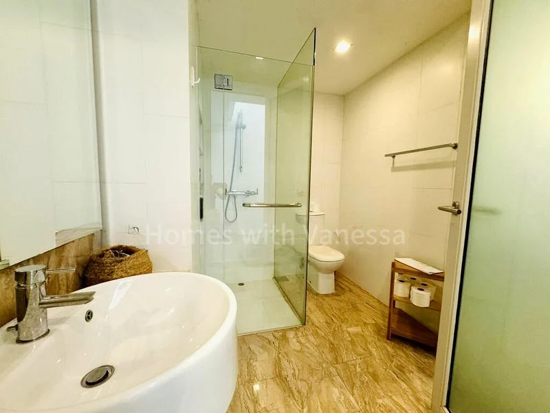 THE BOTANIC ON LLOYD 8