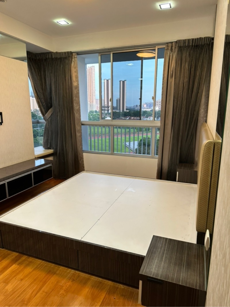 THE PARC CONDOMINIUM 5